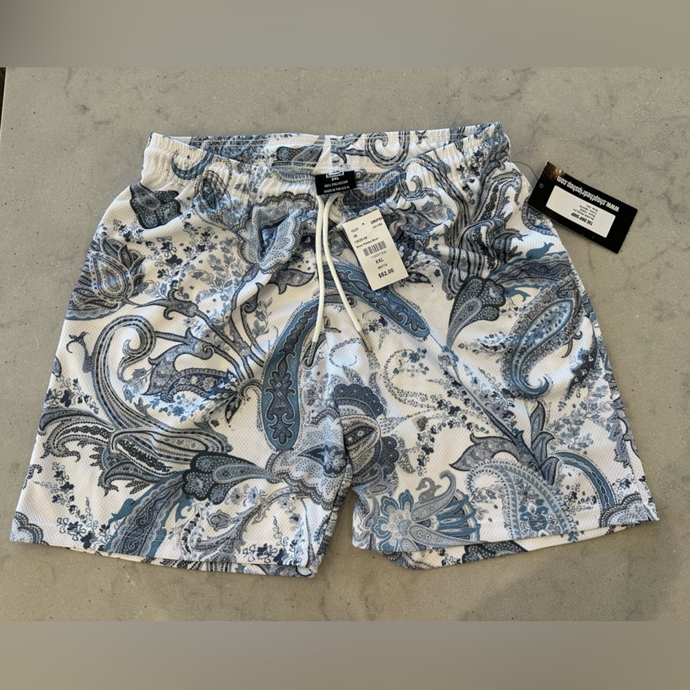 The Drip Shop BRAND NEW WITH TAGS!  Boys shorts size xxl